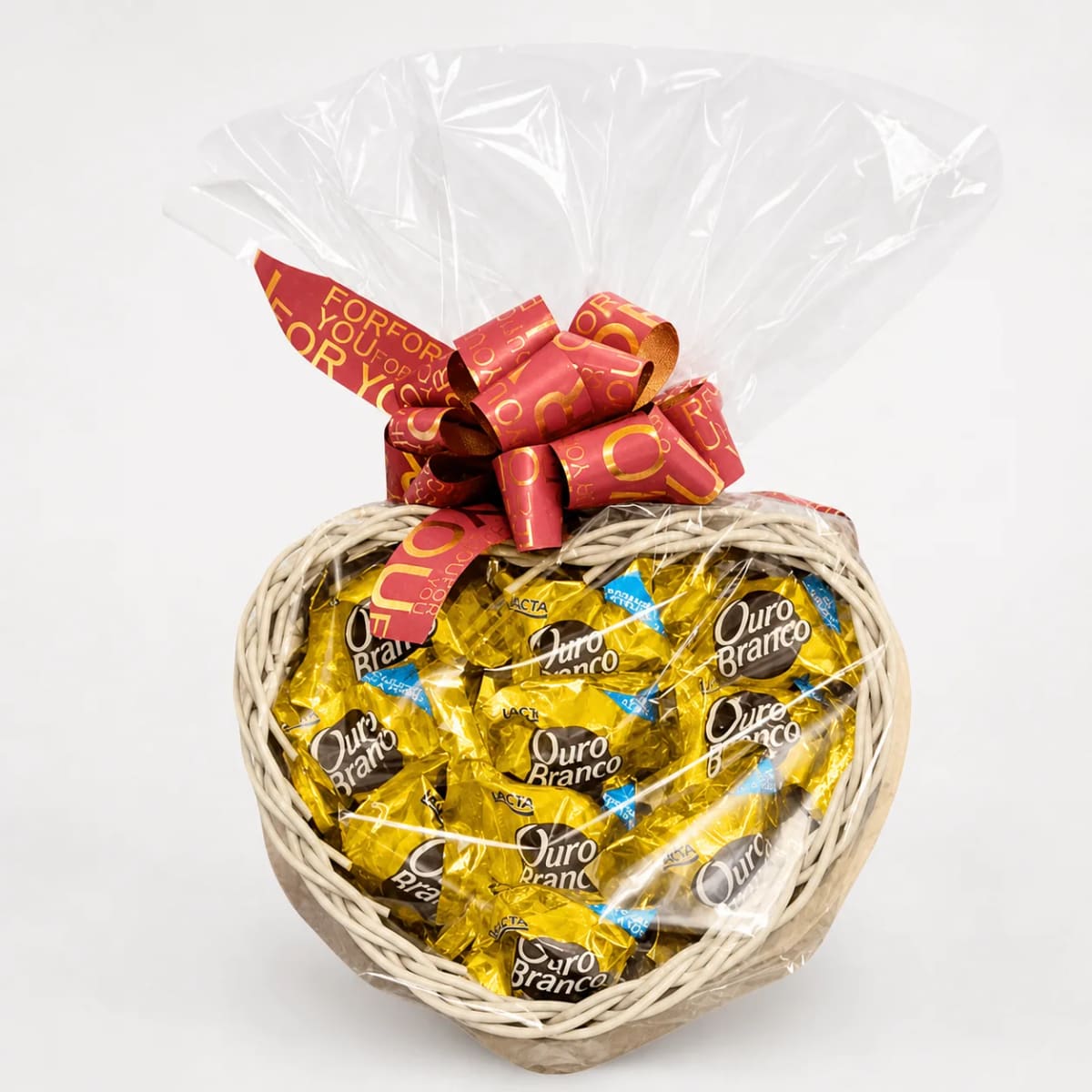 Cesta de Chocolate em formato de coração